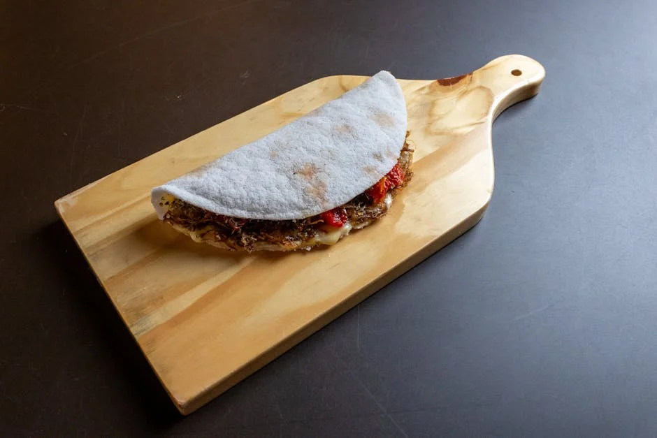 Receita: Tapioca com cottage, peito de peru e tomate