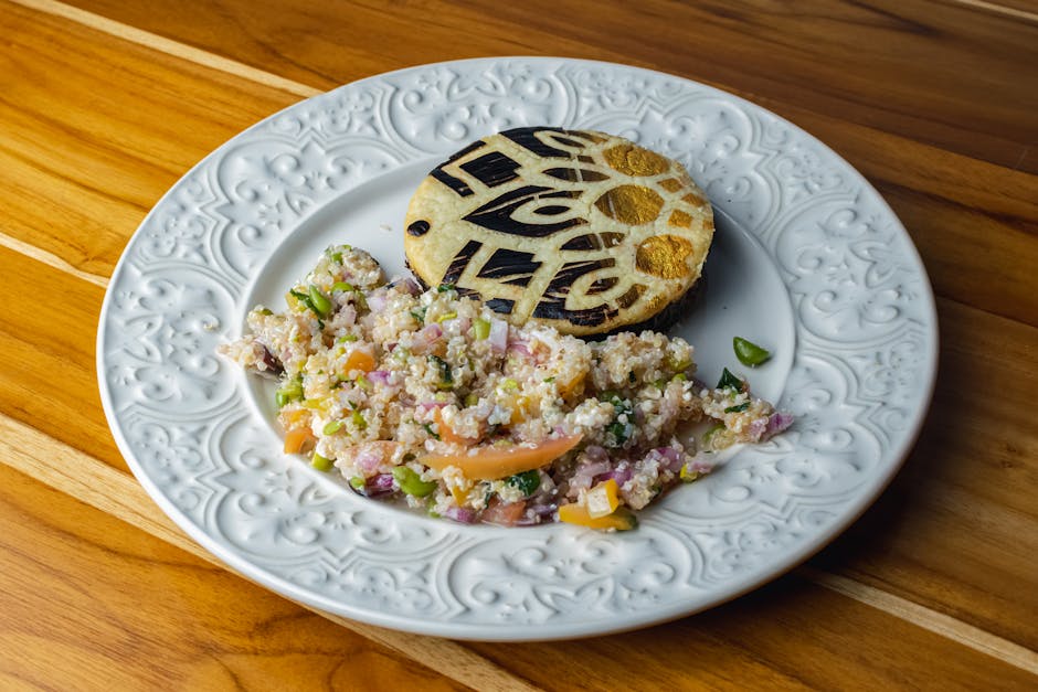 Receita: Salada de quinoa com pepino, tomate e queijo branco
